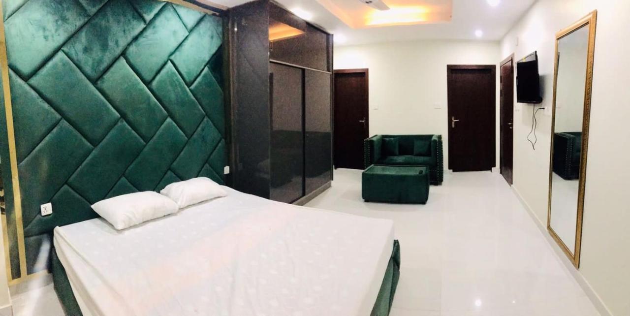 Premier Heights Jhelum Hotel Екстериор снимка