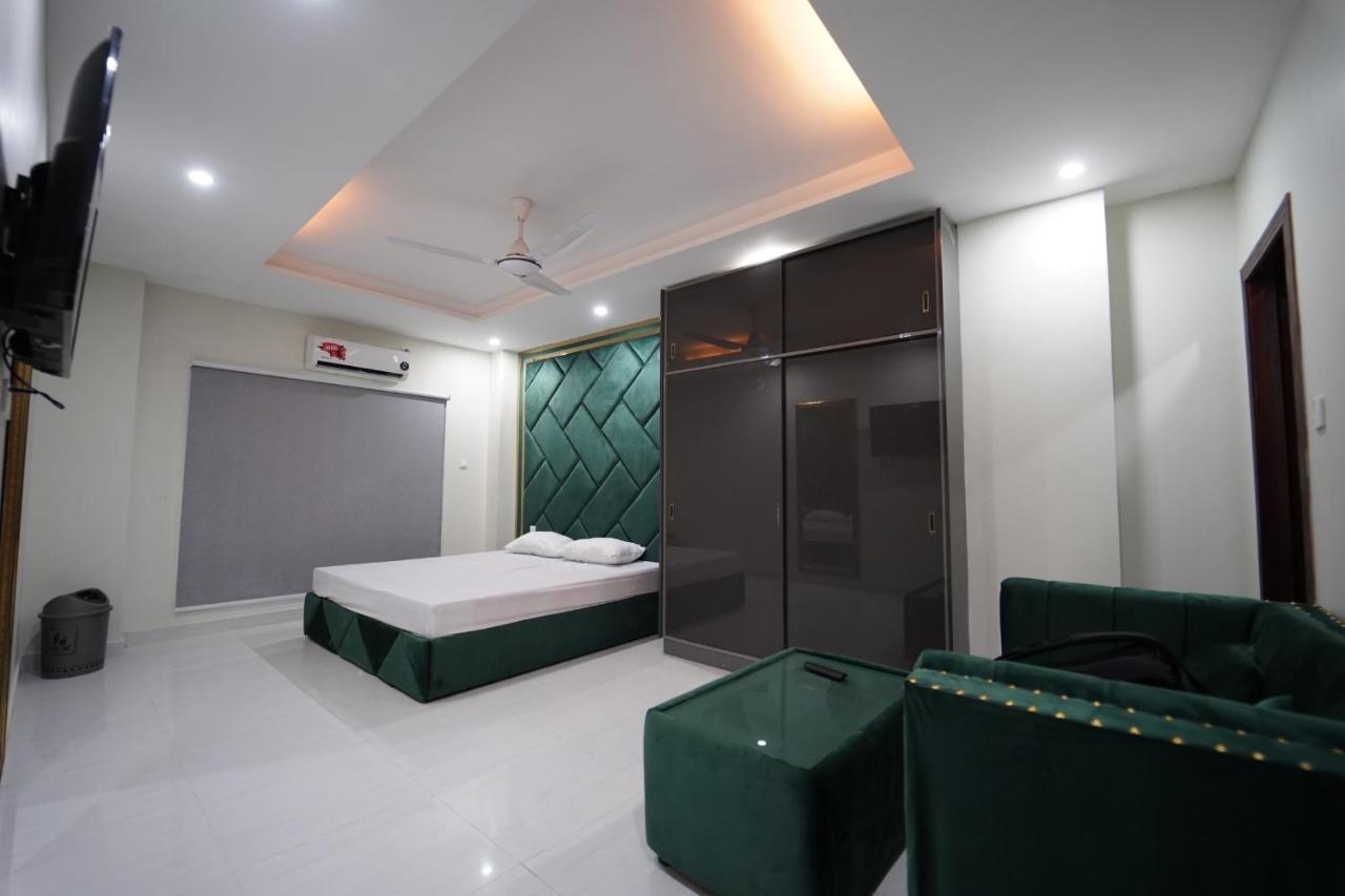 Premier Heights Jhelum Hotel Екстериор снимка