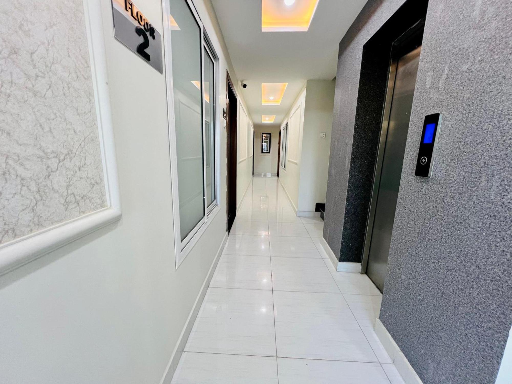 Premier Heights Jhelum Hotel Екстериор снимка